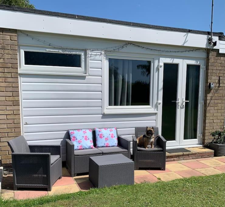 Hugo'S Hideaway Free Wifi Villa Hemsby Luaran gambar
